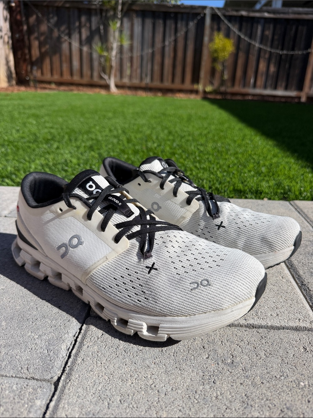 On Cloud X 4 Running Men’s Athletic Shoes - White Size 11.5
